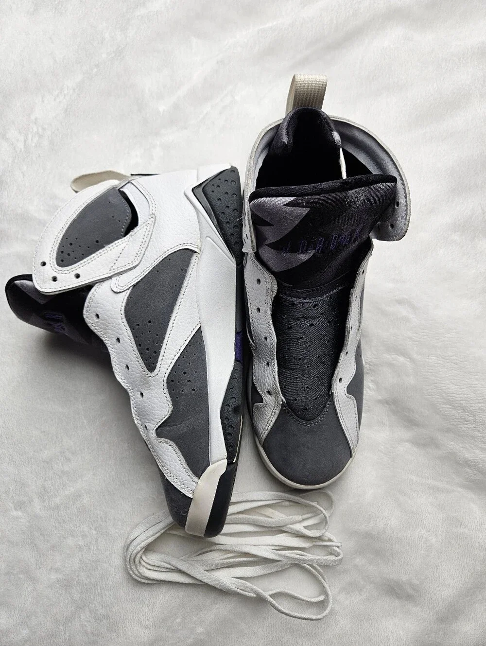 Air Jordan 7 Retro Flint 2021 White Grey Varsity Purple Size 7